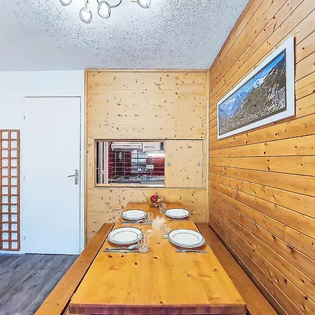 Апартаменты Les Tommeuses - Val Claret-28 By Interhome *